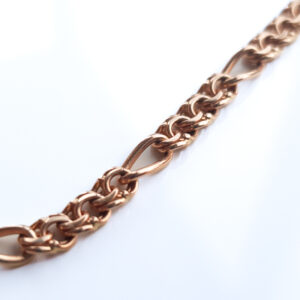 Bismarck kuldkett, kombineeritud stiilis