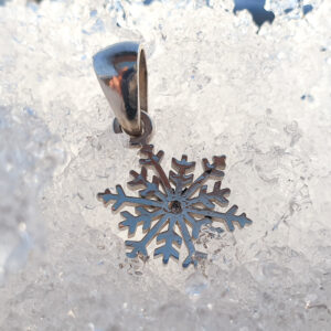 Hõbedast ripats lumehelbeke