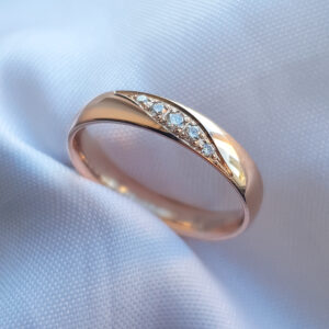 Naiste abielusõrmus