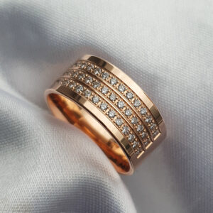 Abielusõrmused. Naiste abielusõrmus looduslike teemantidega