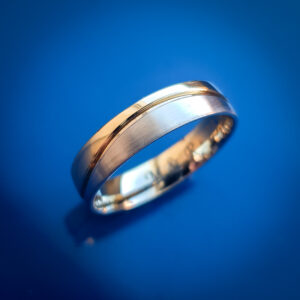 Meeste kuldsõrmus valge ja kollane kuld